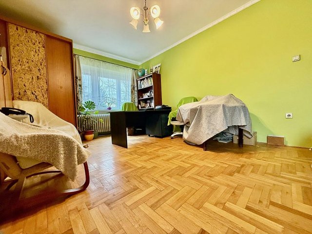 Eladó téglalakás, Budapesten, III. kerületben 84.9 M Ft