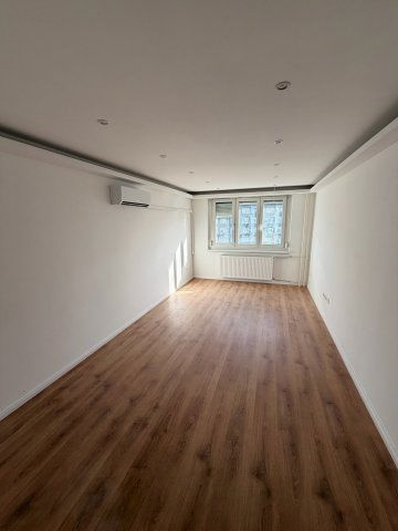 Kiadó téglalakás, albérlet, XI. kerületben, Etele úton