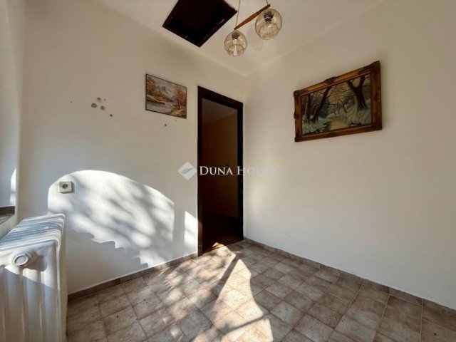 Eladó családi ház, Balatonakarattyán 74.9 M Ft, 2 szobás