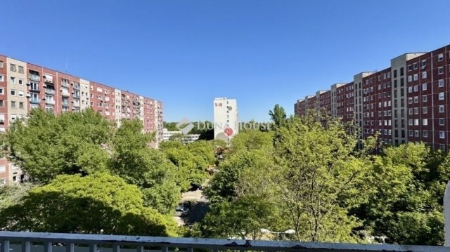 Eladó panellakás, Budapesten, III. kerületben 64.9 M Ft, 2 szobás