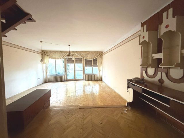 Eladó sorház, Szegeden, Bérkert utcában 79.5 M Ft, 5 szobás