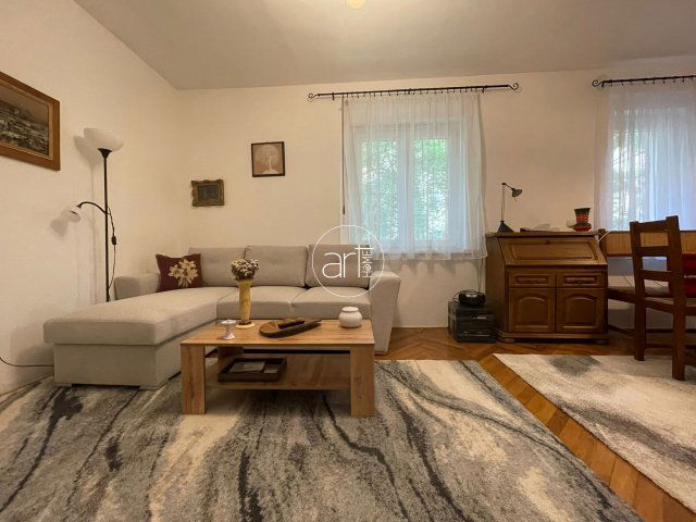 Kiadó téglalakás, albérlet, Szegeden 150 E Ft / hó, 2 szobás