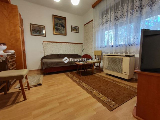 Eladó családi ház, Érden 75 M Ft, 3 szobás