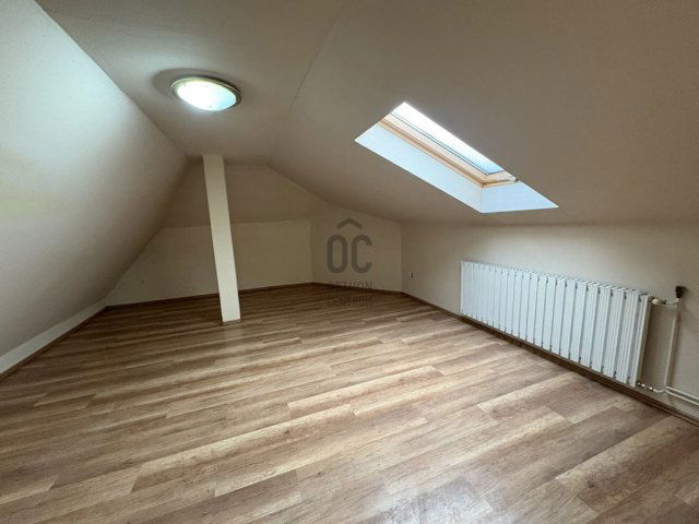 Eladó téglalakás, Cegléden 63.9 M Ft, 3 szobás