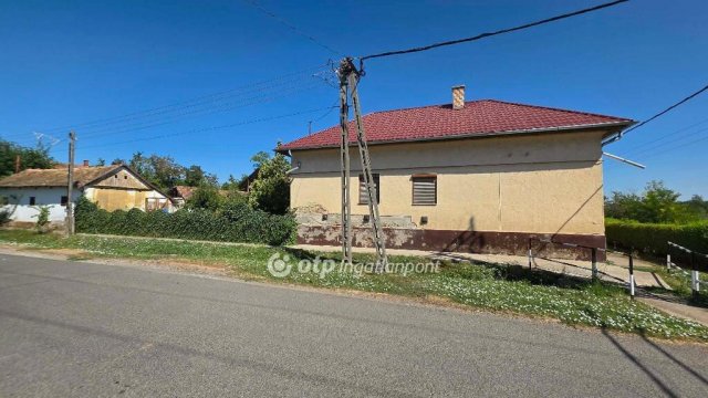 Eladó családi ház, Kabán 28.5 M Ft, 2+1 szobás