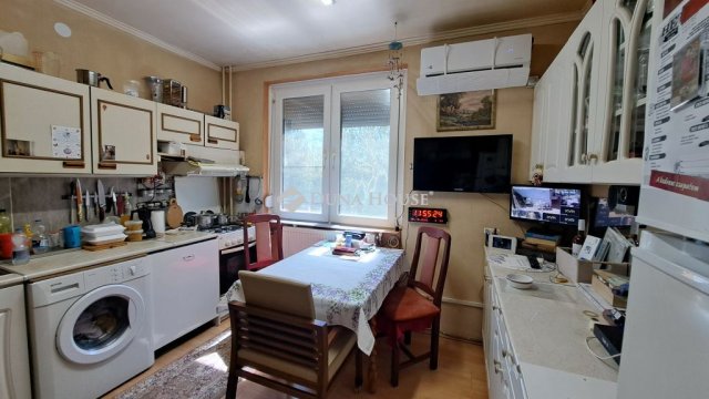 Eladó panellakás, Balatonföldváron, Dobó Katica utcában