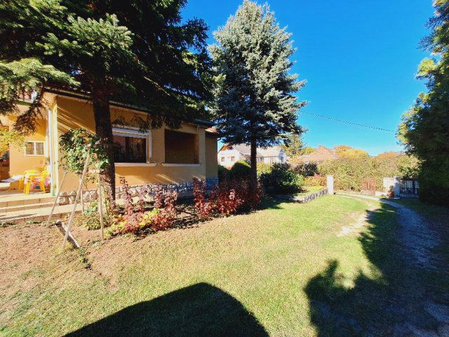 Eladó családi ház, Felcsúton 74.9 M Ft, 2+1 szobás