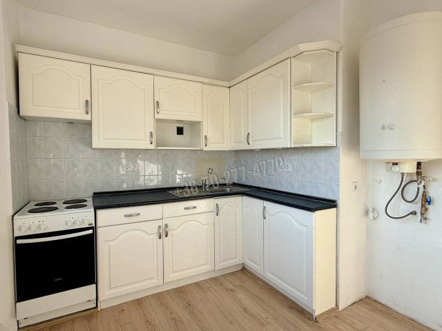 Kiadó téglalakás, albérlet, Oroszlányban 120 E Ft / hó