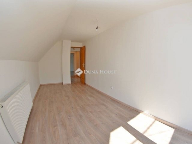 Eladó ikerház, Budapesten, XIX. kerületben 139.9 M Ft, 5 szobás