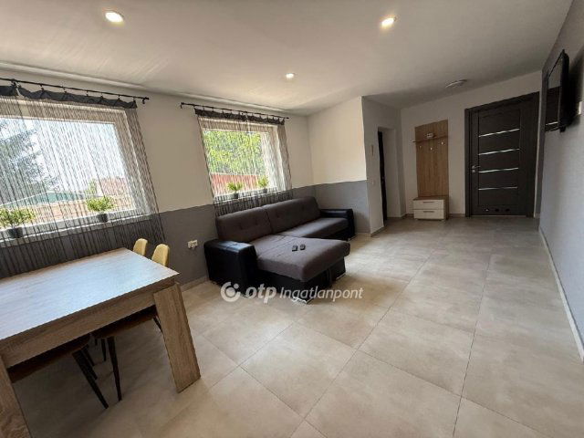 Eladó téglalakás, Nyíregyházán 55 M Ft, 3 szobás