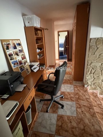 Eladó családi ház, Salgótarjánban 65 M Ft, 5 szobás