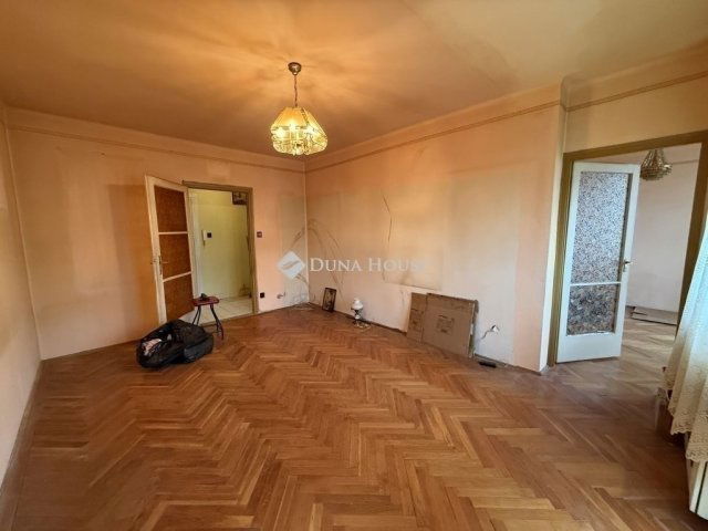 Eladó téglalakás, Budapesten, XXI. kerületben 49.9 M Ft