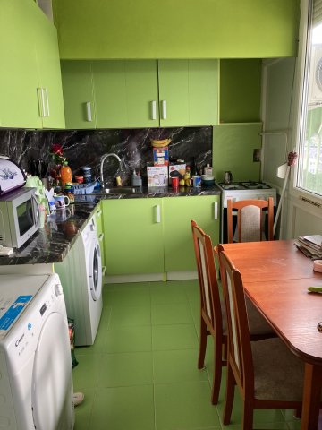 Eladó téglalakás, Nyíregyházán 39.9 M Ft, 3+1 szobás