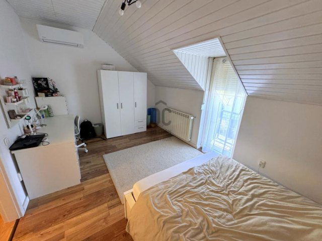 Eladó családi ház, Fóton 229 M Ft, 9 szobás