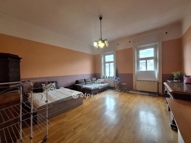 Eladó téglalakás, Budapesten, VII. kerületben 99.9 M Ft