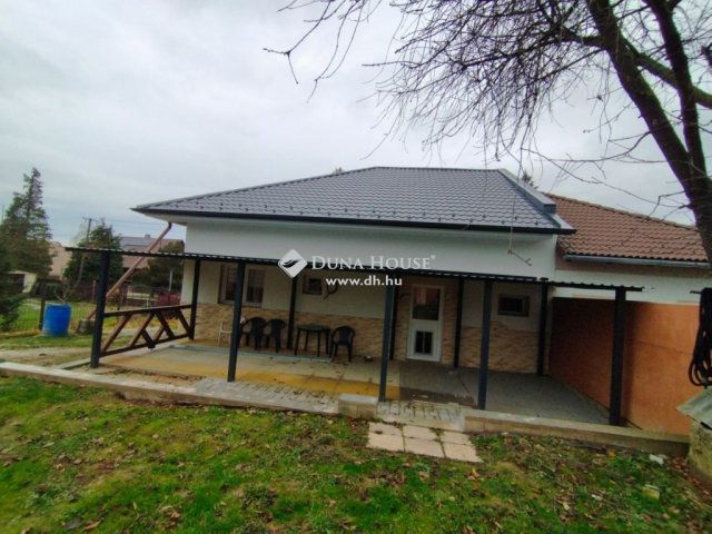 Eladó ikerház, Várgesztesen 52.6 M Ft, 2 szobás