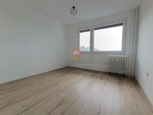 Eladó panellakás, Pécsett, Diána téren 51.9 M Ft, 2+1 szobás