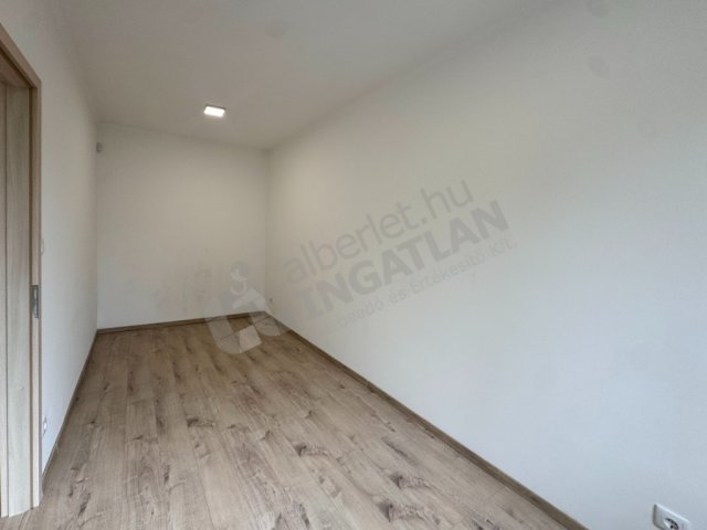 Kiadó téglalakás, albérlet, XII. kerületben, Lejtő úton