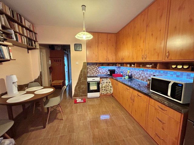 Eladó téglalakás, Nyíregyházán 38 M Ft, 1 szobás