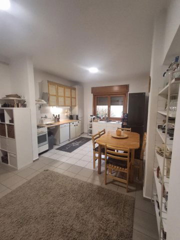 Eladó családi ház, Tinnyén 87.5 M Ft, 3+1 szobás