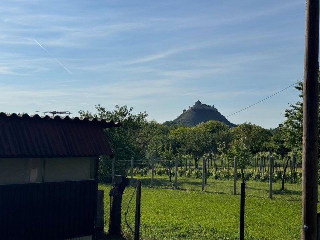 Eladó nyaraló, Sümegen 16 M Ft, 1 szobás / költözzbe.hu