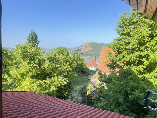 Eladó nyaraló, Nagymaroson 49.5 M Ft, 2 szobás