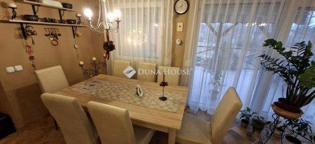 Eladó családi ház, Kecskeméten 84.9 M Ft, 4 szobás