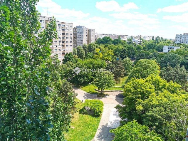 Eladó panellakás, Budapesten, III. kerületben 79.5 M Ft, 3 szobás