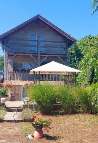 Eladó nyaraló, Tatabányán 35.9 M Ft, 2 szobás