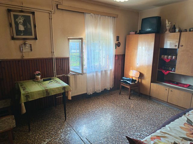 Eladó ikerház, Kaposváron 39.9 M Ft, 3 szobás