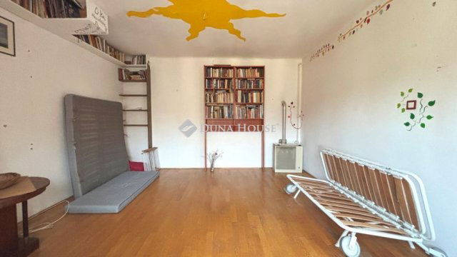 Eladó téglalakás, Budapesten, II. kerületben 55 M Ft, 1+1 szobás