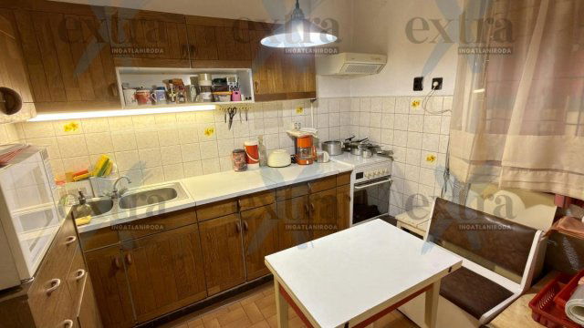 Eladó téglalakás, Szegeden 59.9 M Ft, 2+1 szobás