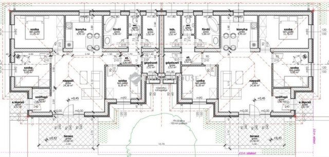 Eladó ikerház, Jászberényben 59.9 M Ft, 4 szobás