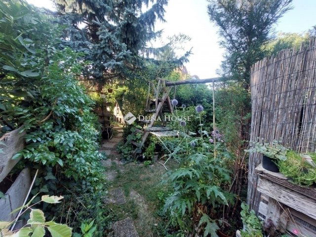 Eladó téglalakás, Budapesten, II. kerületben 83.9 M Ft, 4 szobás