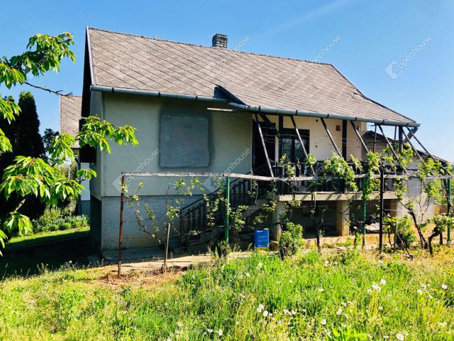 Eladó nyaraló, Beleznán 6.5 M Ft, 1 szobás