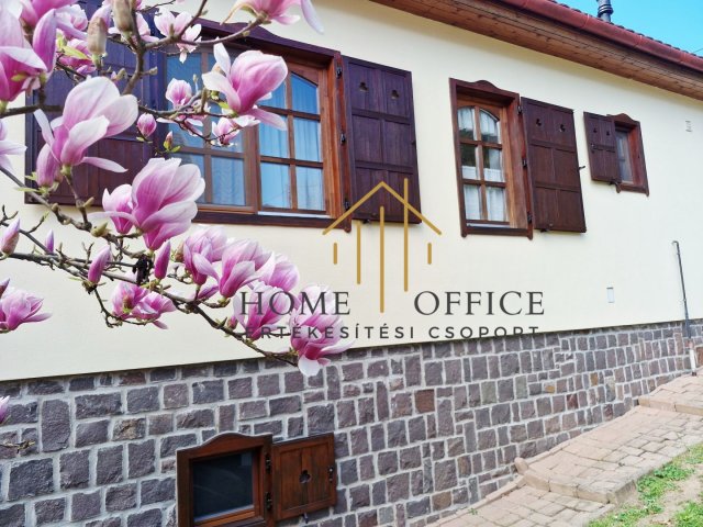 Eladó családi ház, Parádon 140 M Ft, 4 szobás