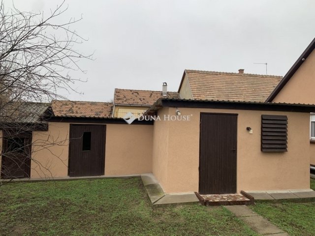 Eladó családi ház, Táborfalván 59.9 M Ft, 3 szobás