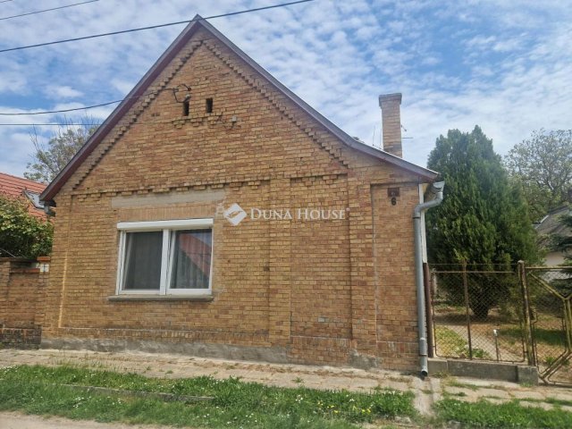 Eladó családi ház, Mohácson, Cselepatak utcában 38 M Ft
