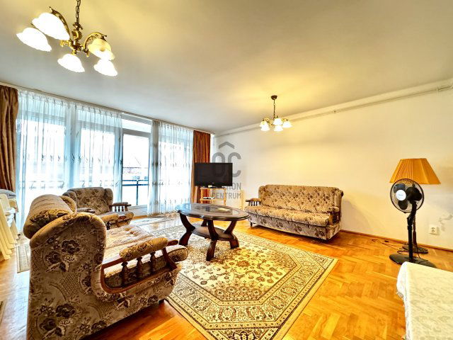 Eladó téglalakás, Balatonfüreden 95 M Ft, 6 szobás