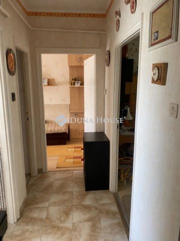 Eladó téglalakás, Békésen, Fáy András utcában 29.3 M Ft