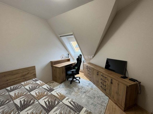 Eladó téglalakás, Kecskeméten 65.9 M Ft, 3 szobás