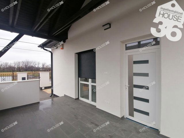 Eladó családi ház, Nagykőrösön 79.9 M Ft, 4 szobás