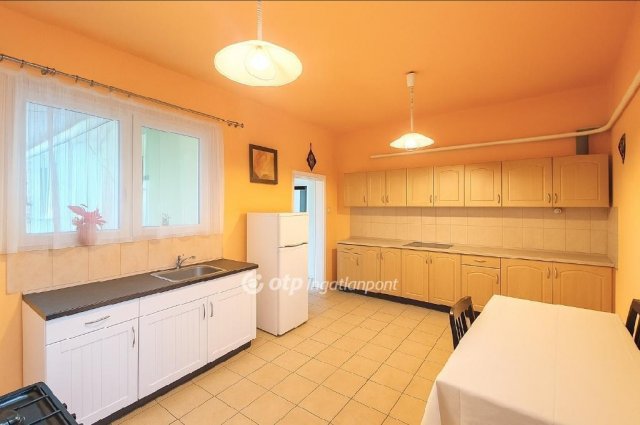 Eladó családi ház, Budapesten, XVIII. kerületben 69 M Ft