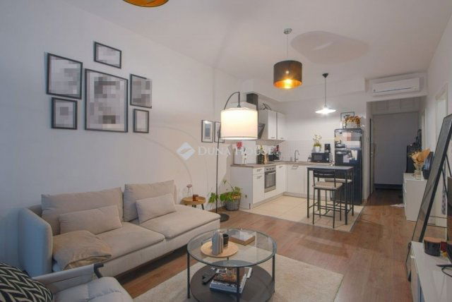 Eladó téglalakás, Budapesten, XI. kerületben 109 M Ft, 2 szobás