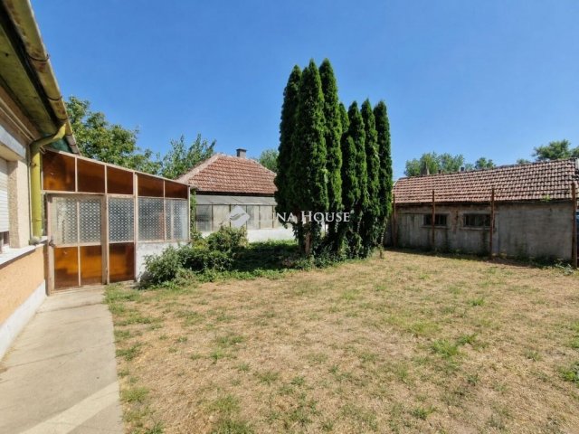Eladó családi ház, Tataházán 7.5 M Ft, 3 szobás