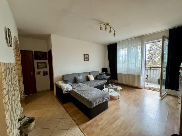 Eladó téglalakás, Dunakeszin 78.9 M Ft, 4 szobás