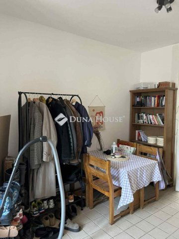 Eladó téglalakás, Budapesten, IX. kerületben, Bakáts utcában