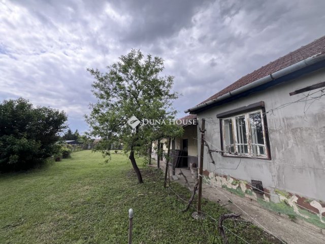 Eladó családi ház, Tiszacsegén, Bocskai utcában 7.5 M Ft