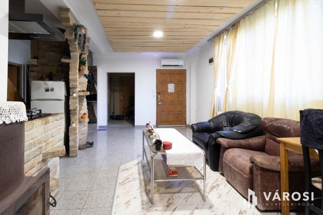 Eladó családi ház, Simontornyán 45.9 M Ft, 5 szobás