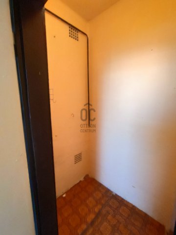 Eladó téglalakás, Veszprémben 79.8 M Ft, 3 szobás